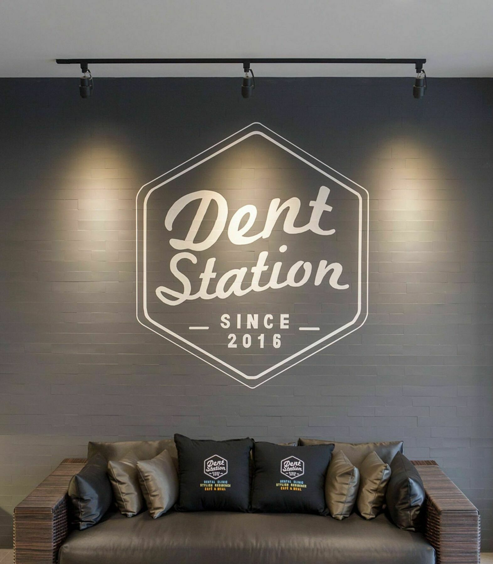 Dent Station Resident Otel Phuket Dış mekan fotoğraf